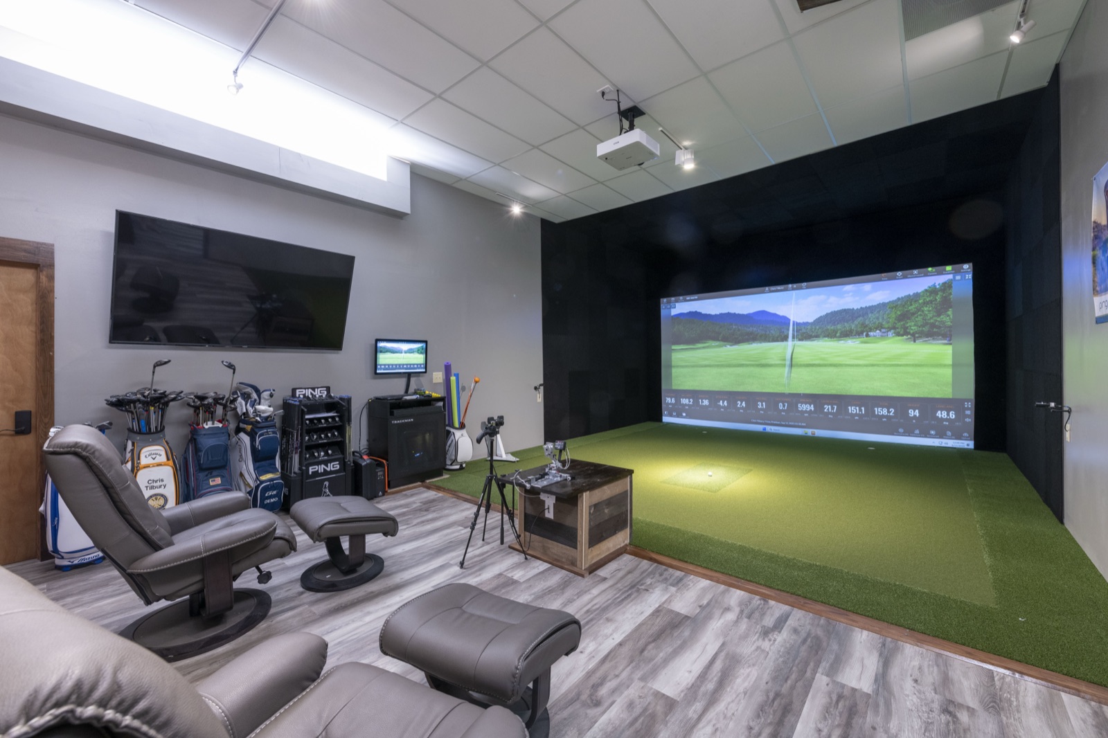 The private teaching studio: TrackMan bay, fitting carts, and high-speed cameras